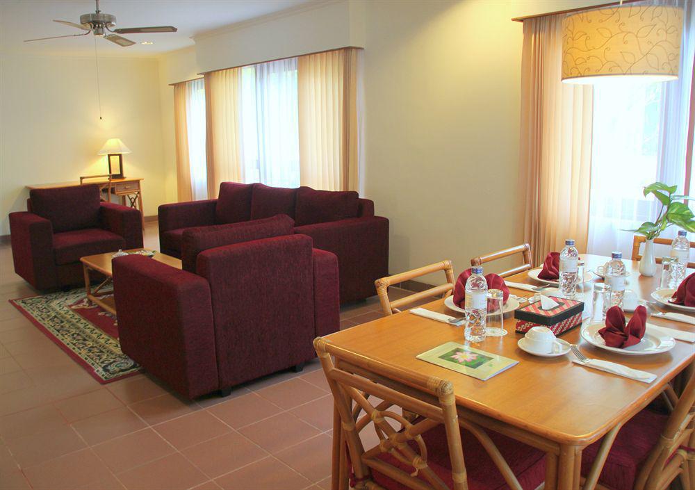 Plagoo Holiday Hotel Nusa Dua  Exterior foto