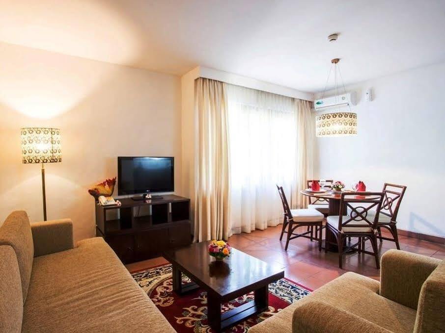 Plagoo Holiday Hotel Nusa Dua  Exterior foto
